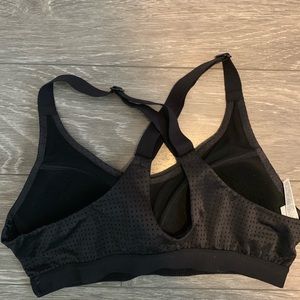 VSX sports bra